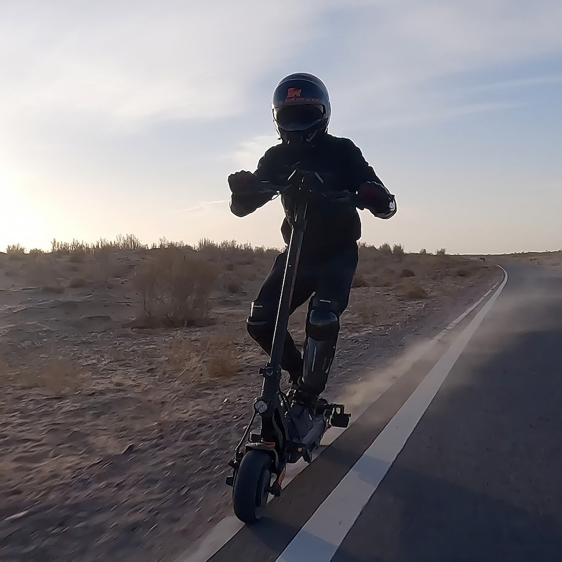 KuKirin G2Pro E-Scooter 15Ah Klappbar Offroad 600W Motor E-Scooter Roller 55KM